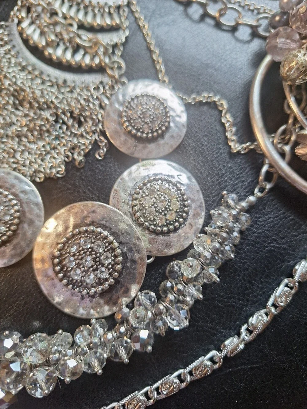 Silver Toned Fashion Jewelry Bundle Glitter Princess Photo Shoot Met GALA READY